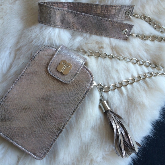 Thale Blanc La Pochette Phone Case - Picture 5 of 8